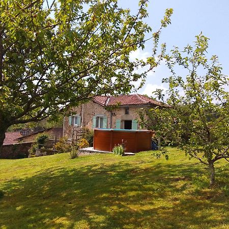 Cottage By The Chateau With Pool In National Parc Les Salles-Lavauguyon Екстериор снимка
