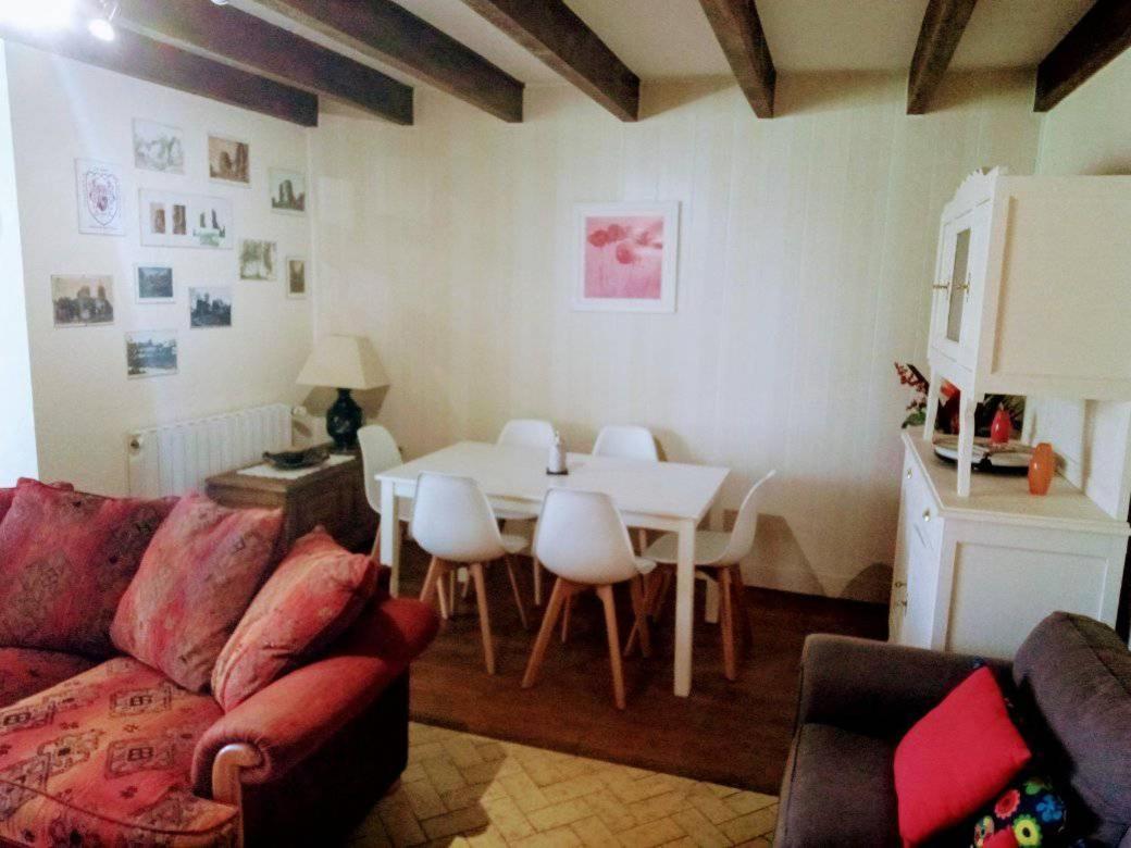 Cottage By The Chateau With Pool In National Parc Les Salles-Lavauguyon Екстериор снимка